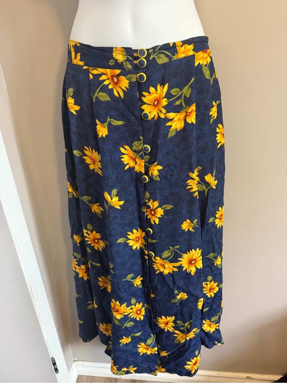 Vintage Hiroko Vintage Sunflower Button Front Maxi Skirt Blue S